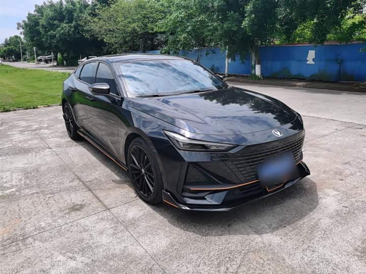 Фото 4 - Changan UNI-V