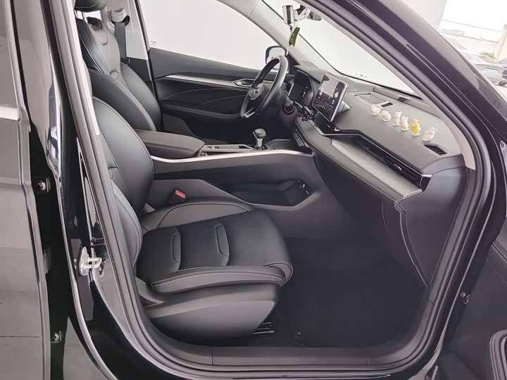 Фото 11 - Geely Preface