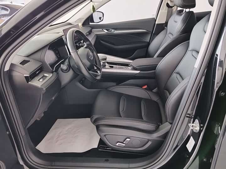 Фото 5 - Geely Preface