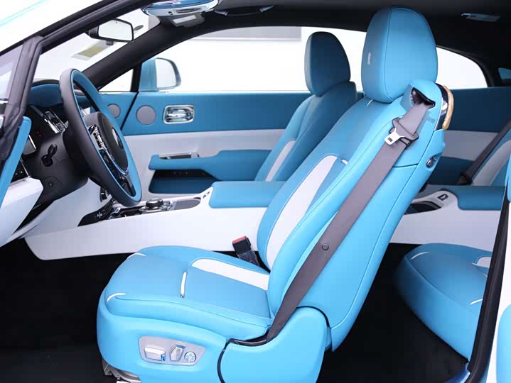 Фото 11 - Rolls-Royce Wraith