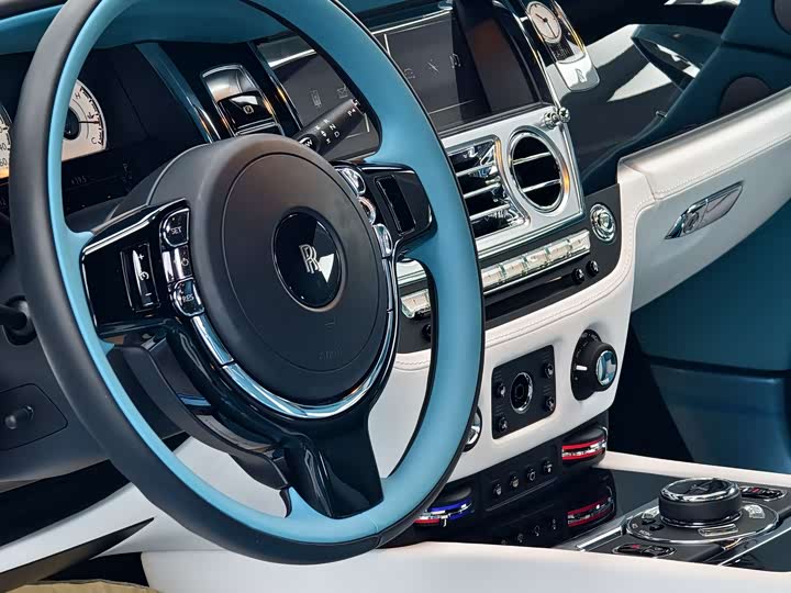 Фото 28 - Rolls-Royce Wraith