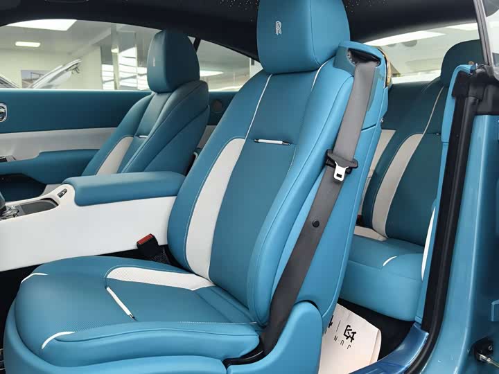 Фото 33 - Rolls-Royce Wraith