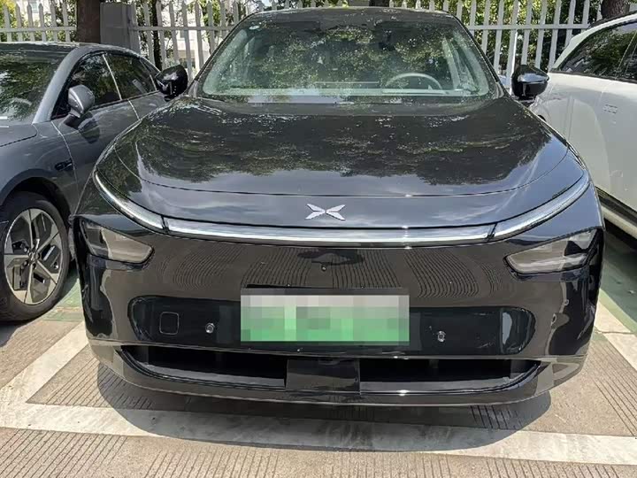 Фото 2 - XPeng G7