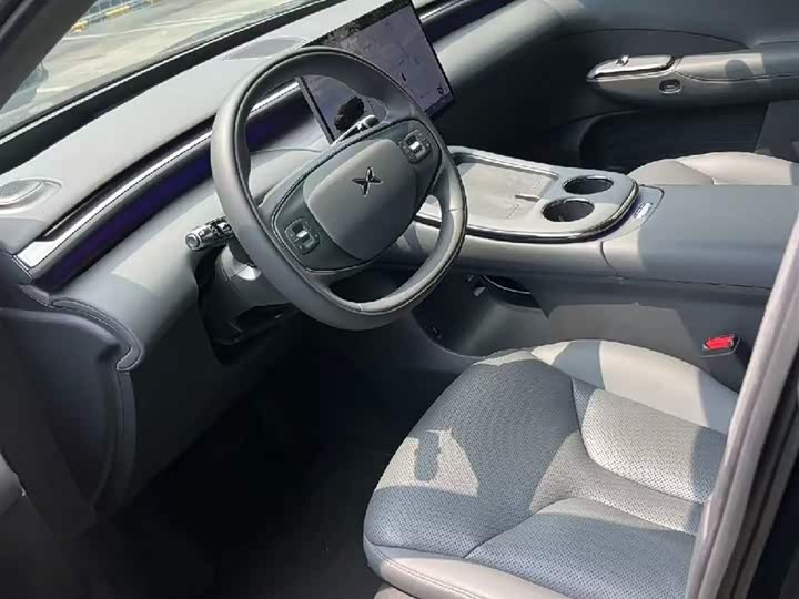 Фото 4 - XPeng G7