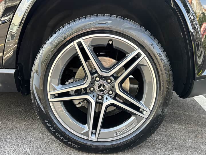 Фото 11 - Mercedes-Benz GLS-Class