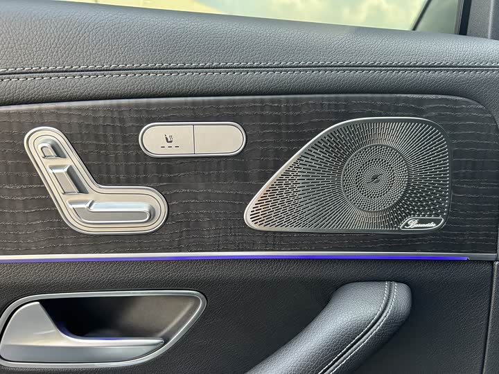 Фото 8 - Mercedes-Benz GLS-Class