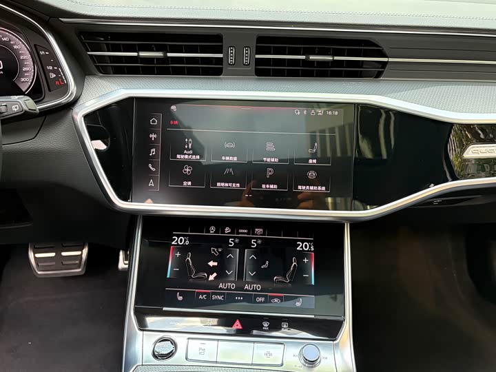 Фото 16 - Audi A6