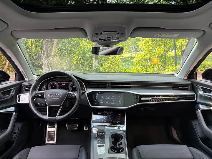 Фото 17 - Audi A6