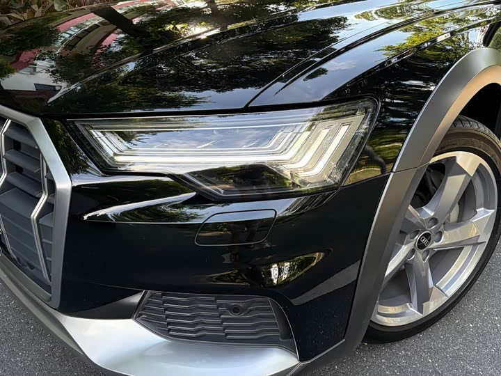 Фото 21 - Audi A6