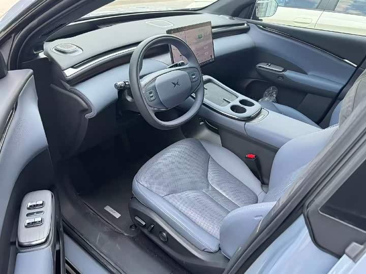 Фото 3 - XPeng G7