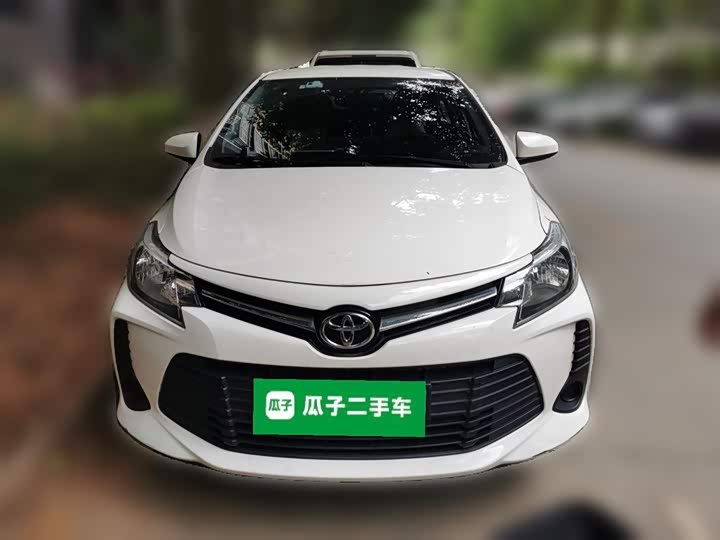 Фото 12 - Toyota Vios