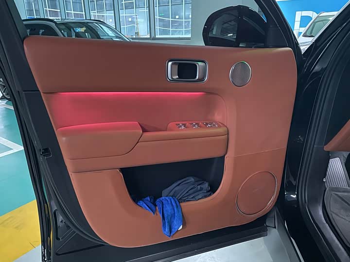 Фото 11 - LiXiang L9