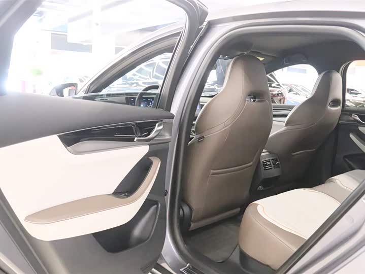 Фото 13 - BYD Qin Plus