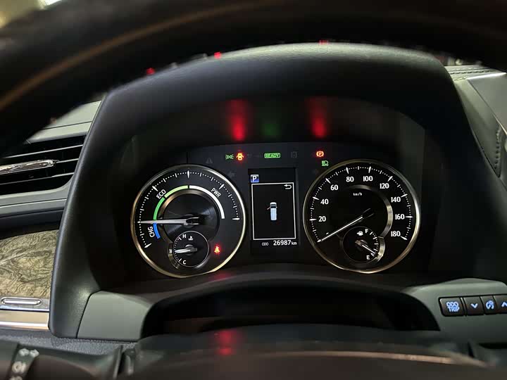 Фото 4 - Toyota Vellfire