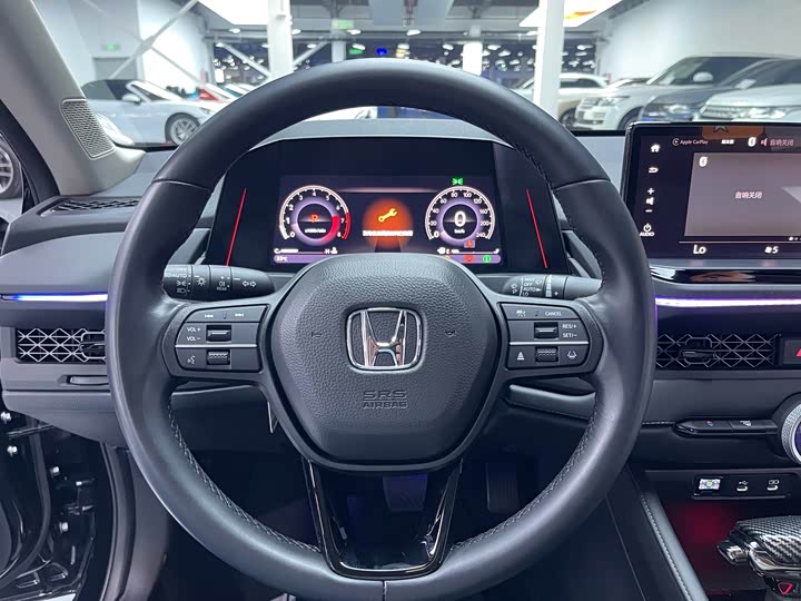 Фото 5 - Honda Accord