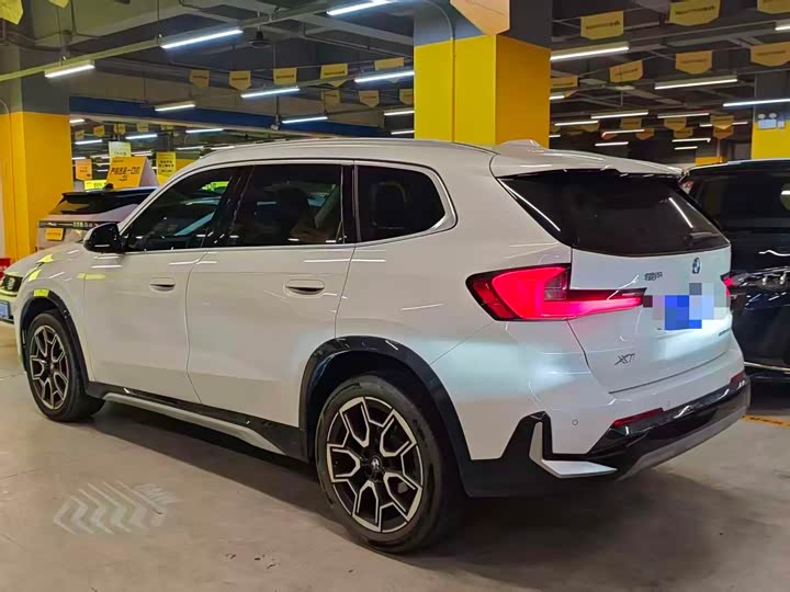 Фото 3 - BMW X1