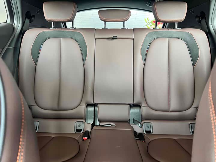 Фото 15 - BMW X2