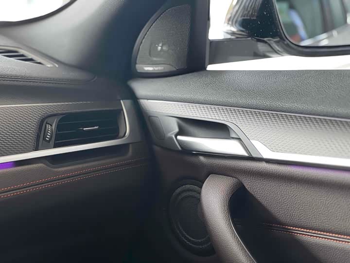 Фото 24 - BMW X2