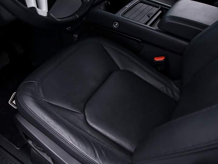 Фото 13 - Land Rover Defender