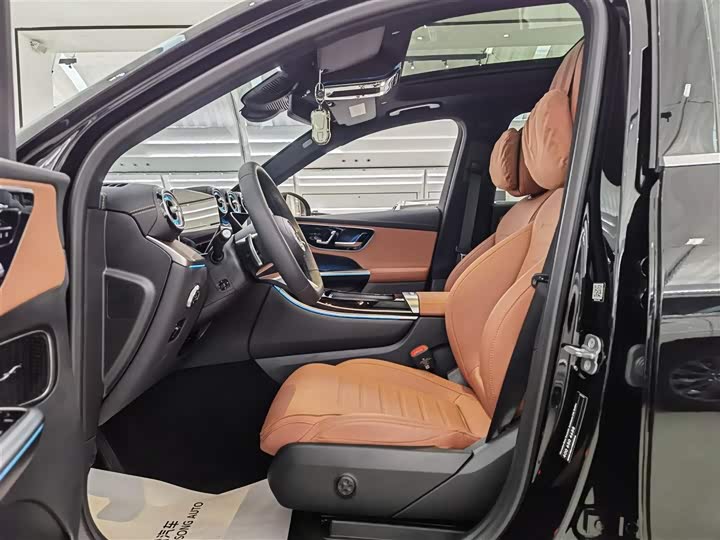 Фото 11 - Mercedes-Benz GLC-Class