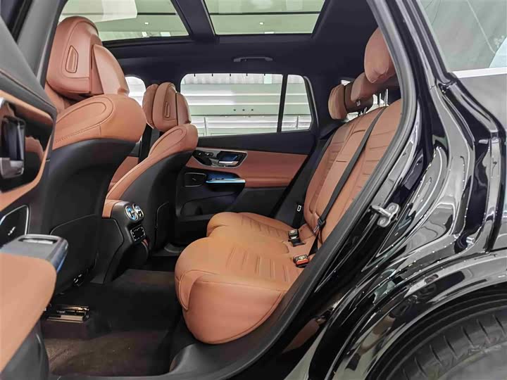 Фото 12 - Mercedes-Benz GLC-Class