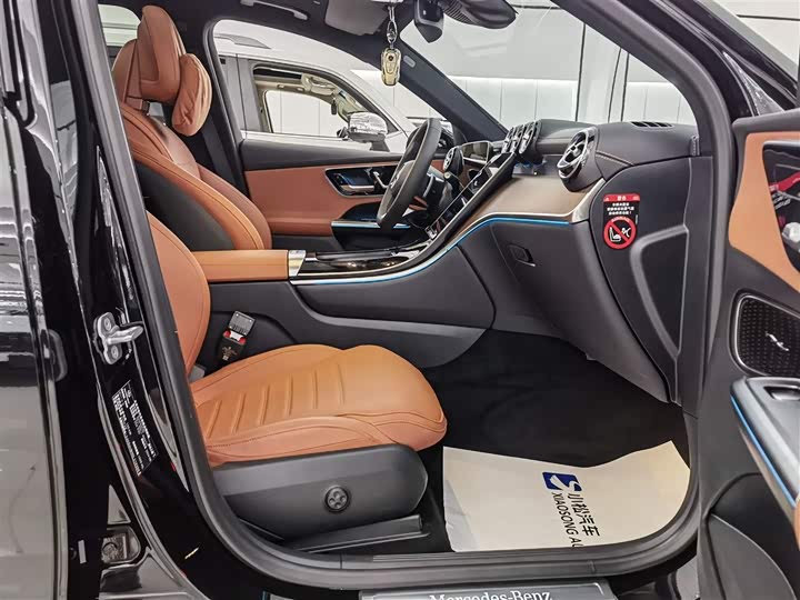 Фото 19 - Mercedes-Benz GLC-Class