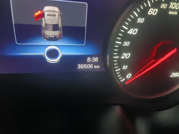 Фото 11 - Hongqi H5