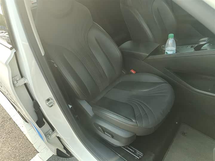 Фото 3 - Roewe D5X DMH