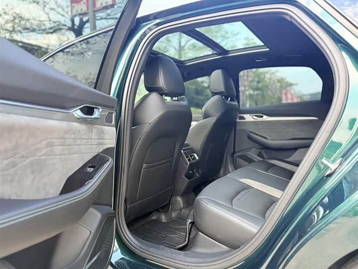 Фото 15 - Geely Preface