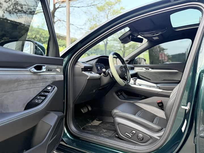 Фото 7 - Geely Preface