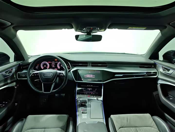 Фото 10 - Audi A6L