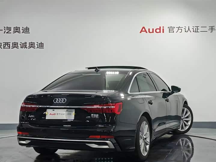 Фото 4 - Audi A6L