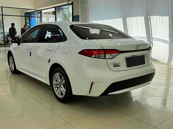 Фото 4 - Toyota Levin