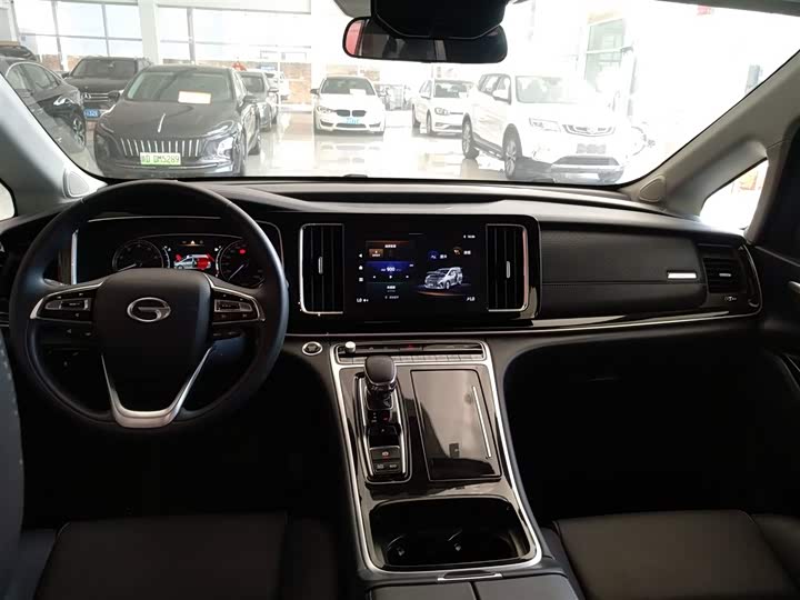 Фото 10 - GAC Trumpchi M8