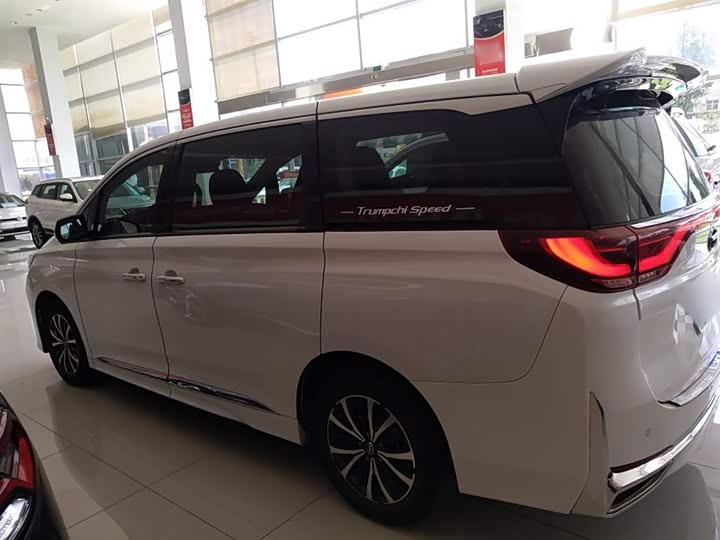 Фото 5 - GAC Trumpchi M8