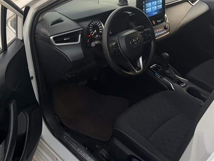 Фото 8 - Toyota Allion