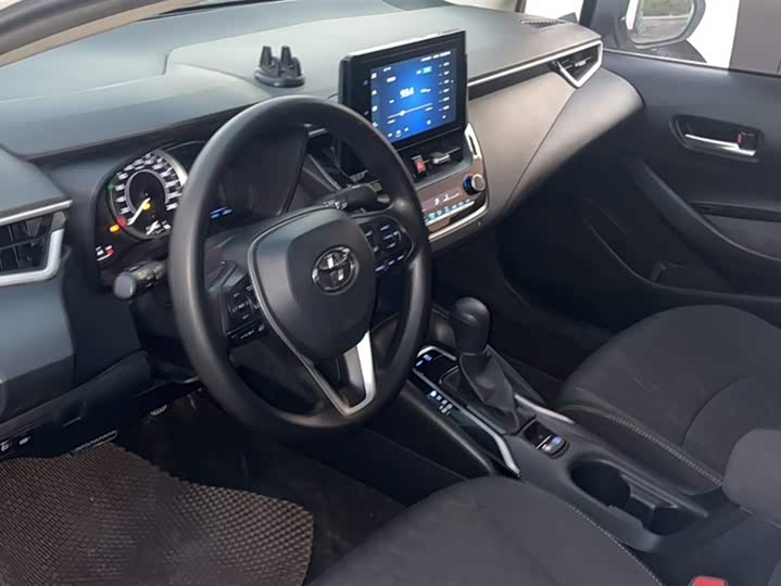 Фото 9 - Toyota Allion