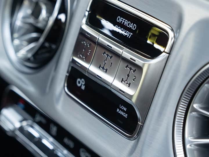 Фото 19 - Mercedes-Benz G-Class