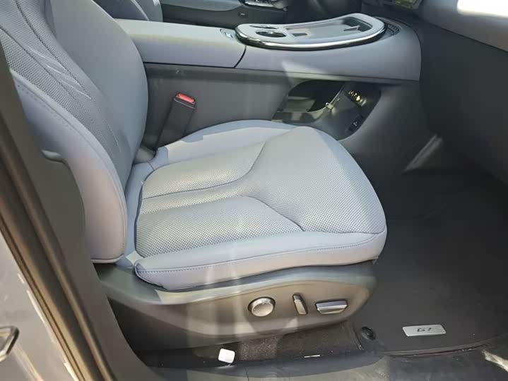 Фото 3 - XPeng G7