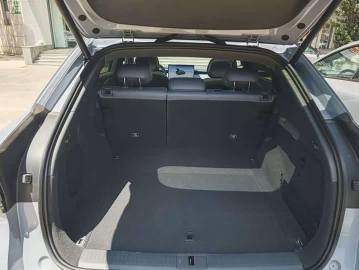 Фото 4 - XPeng G7