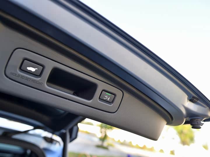 Фото 18 - Honda Breeze Hybrid