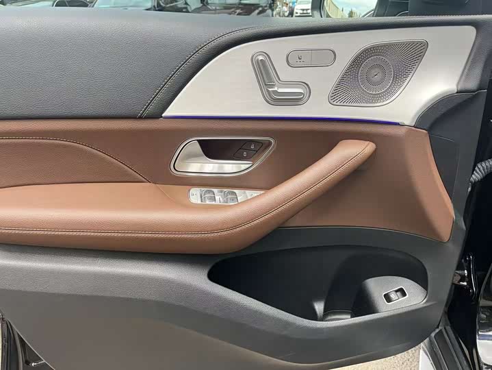 Фото 19 - Mercedes-Benz GLE-Class