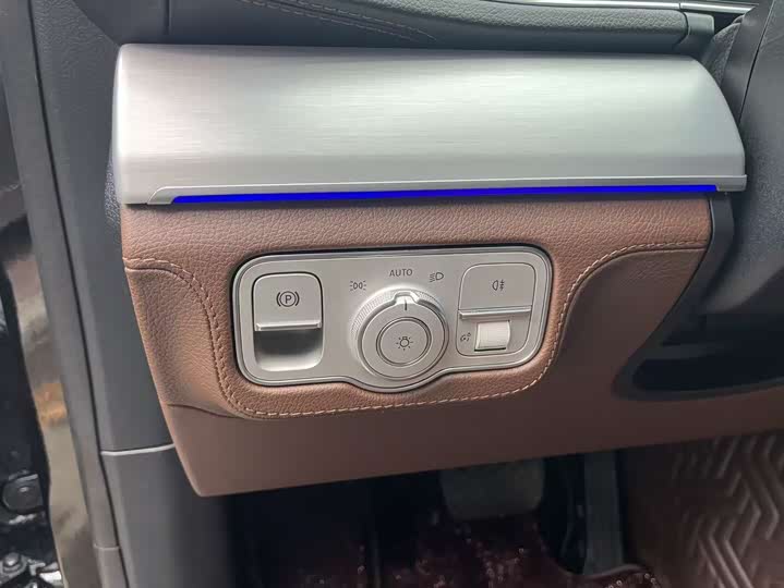 Фото 20 - Mercedes-Benz GLE-Class