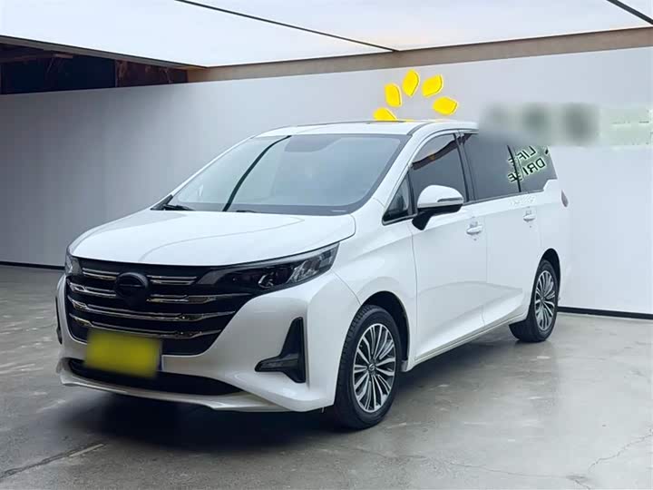 Фото 2 - GAC Trumpchi M6