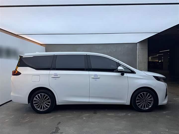 Фото 5 - GAC Trumpchi M6