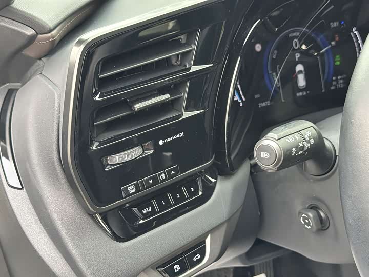 Фото 15 - Lexus RX Hybrid