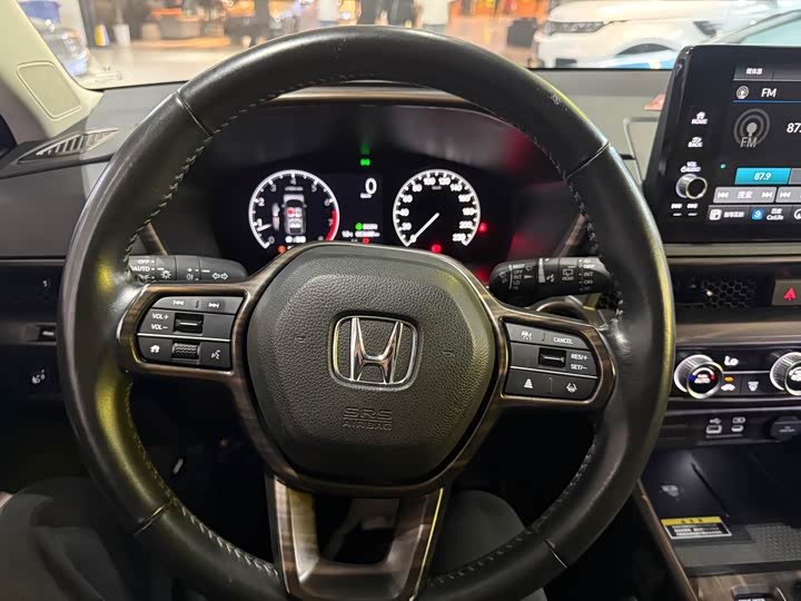 Фото 14 - Honda CR-V