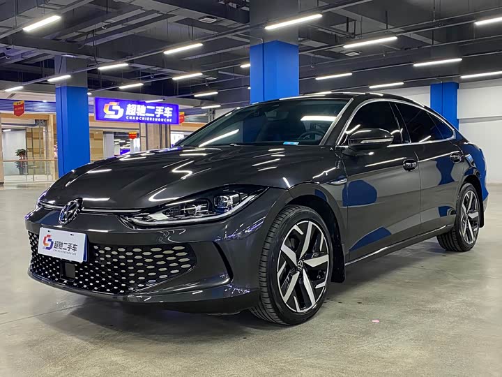 Фото 1 - Volkswagen Lamando L