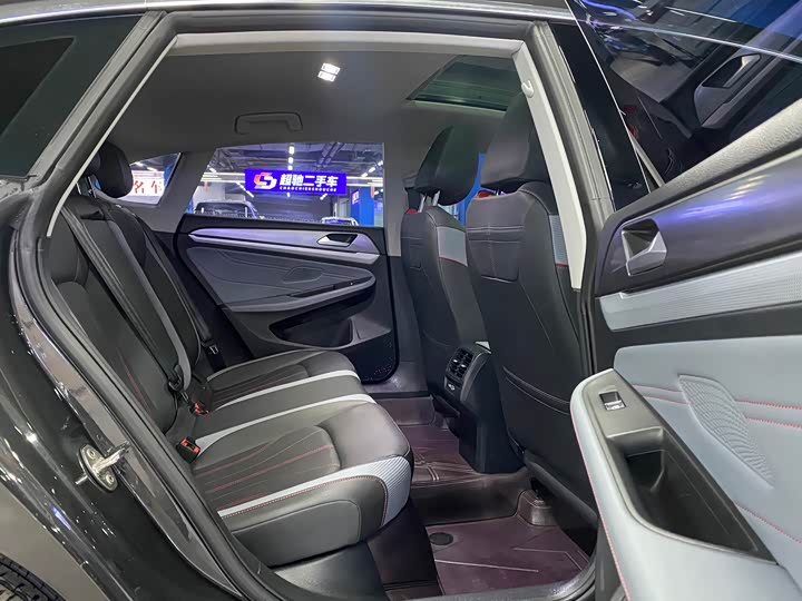 Фото 13 - Volkswagen Lamando L