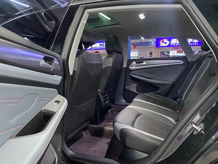 Фото 14 - Volkswagen Lamando L